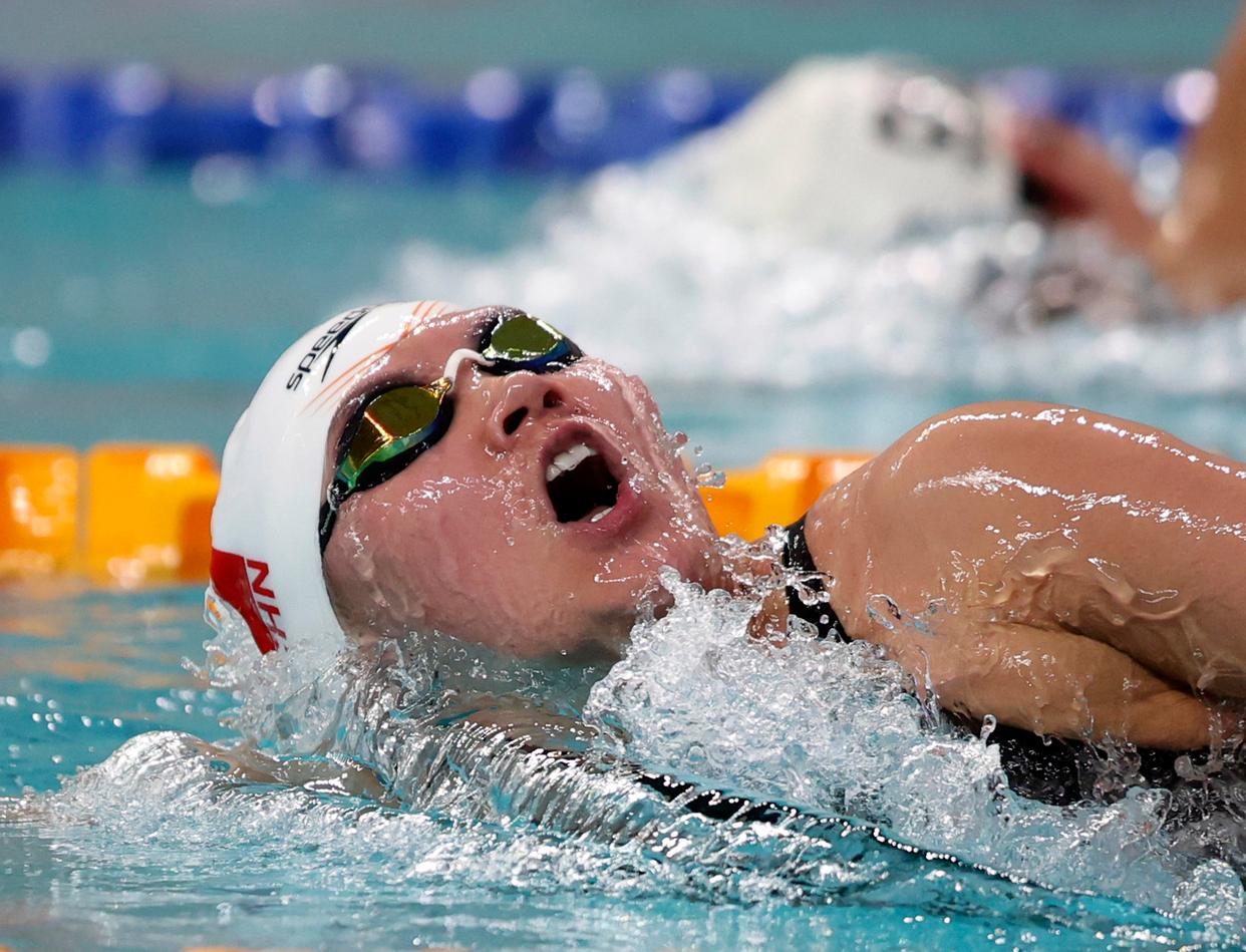 巴西游泳选手成功卫冕女子项目冠军