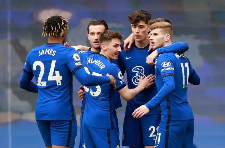 华体会平台-切尔西球员在比赛中表现出色，收获赞誉