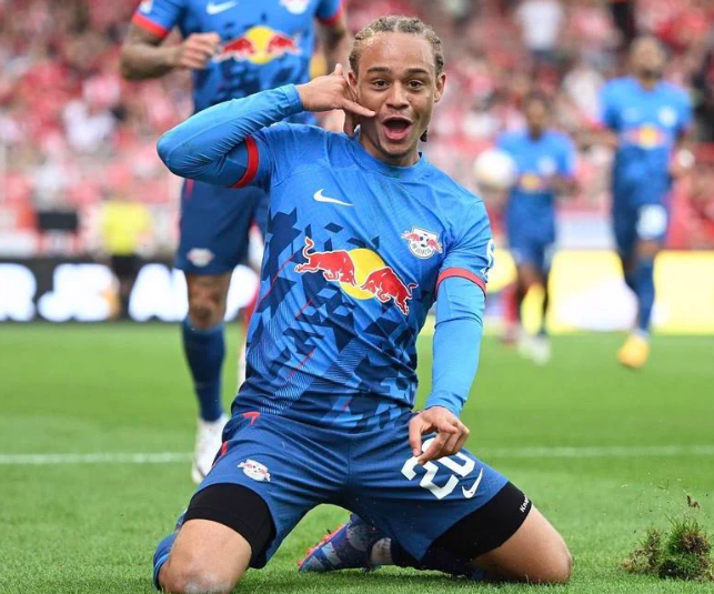 巴黎圣日尔曼引进荷兰后卫，巩固防守的简单介绍