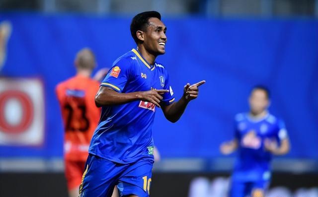 华体会网页版登录入口-泰国球队击败强敌，引发球迷狂欢