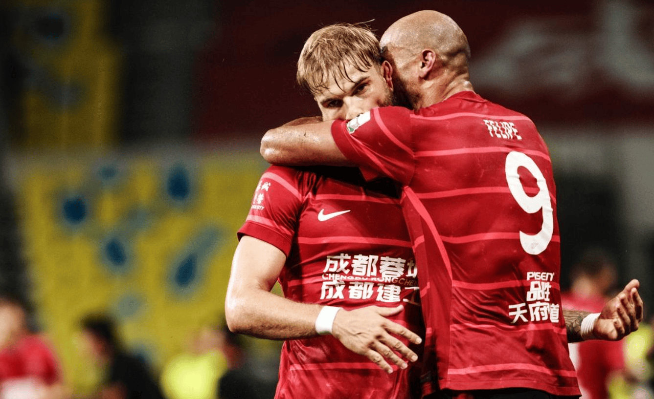 中超强队遭遇失利，争冠前程蒙蔽难测