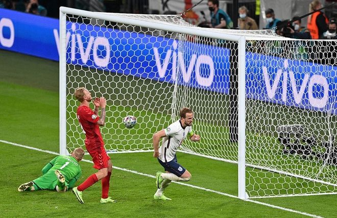 关于罗马射手破门得分,率队淘汰对手晋级强的信息 关于罗马射手破门得分,率队淘汰对手晋级强的信息