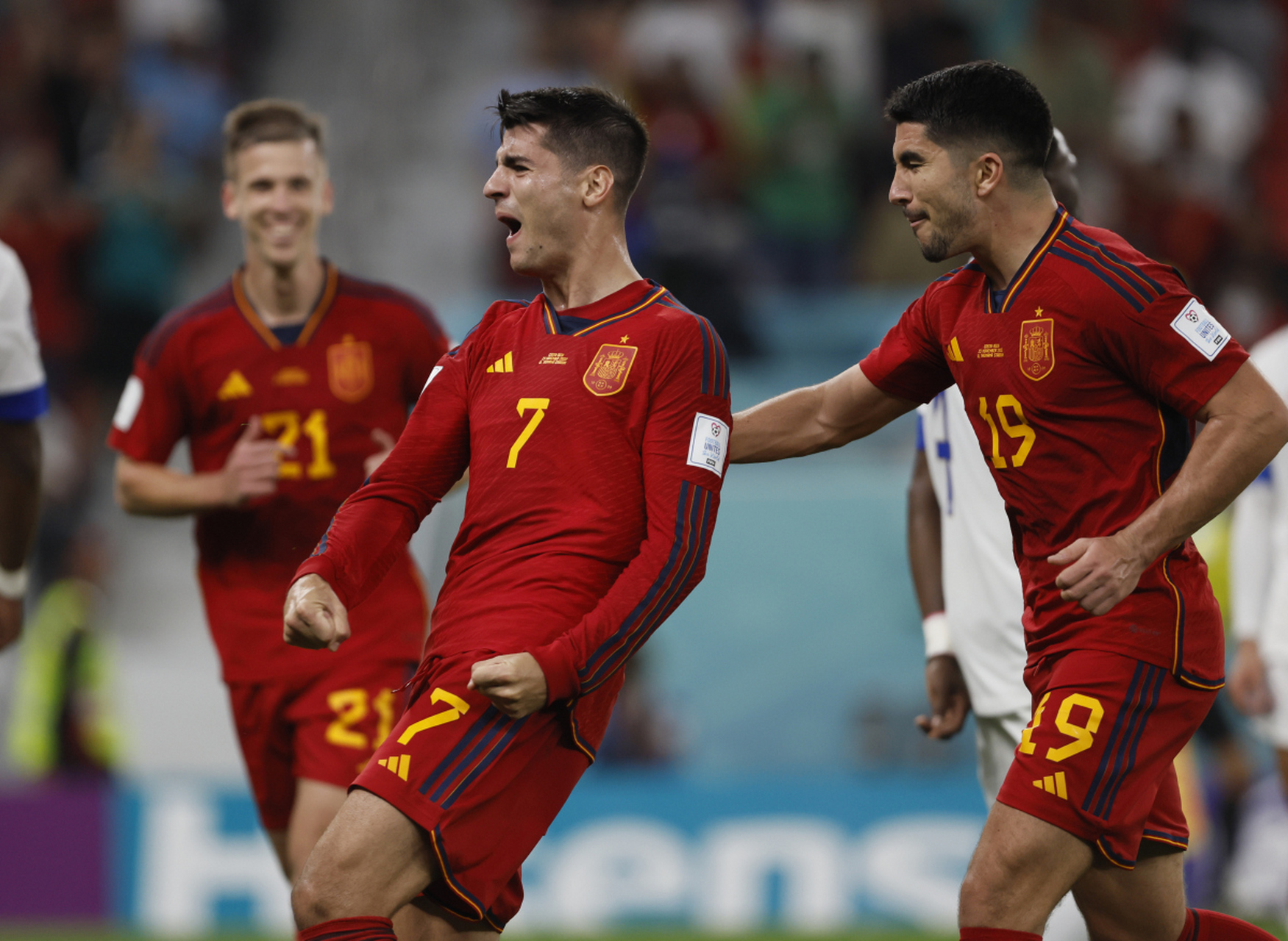 哥斯达黎加队球员兢兢战捍,团结配合夺冠的简单介绍 哥斯达黎加队球员兢兢战捍,团结配合夺冠的简单介绍